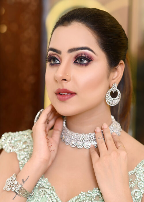 F25E9E70-AE16-4886-8A3F-F7D759534101